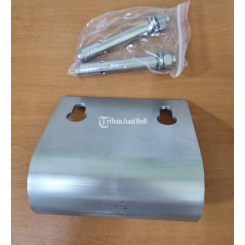 Gantungan Clamp Wall Bracket Braket Klem Eyewash Dinding - Jakarta Pusat