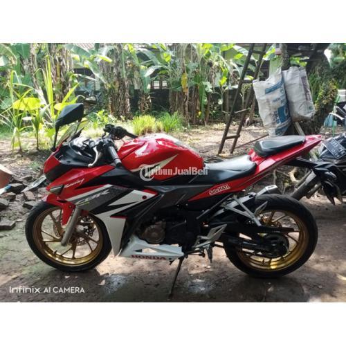 Motor Honda CBR 150R 2017 Bekas Normal Surat Lengkap - Tangerang