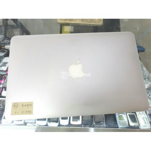 MacBook Air A1370 Mid 2011 11inch Core i5 1.6GHz RAM 4GB SSD 128GB Seken - Jakarta Pusat