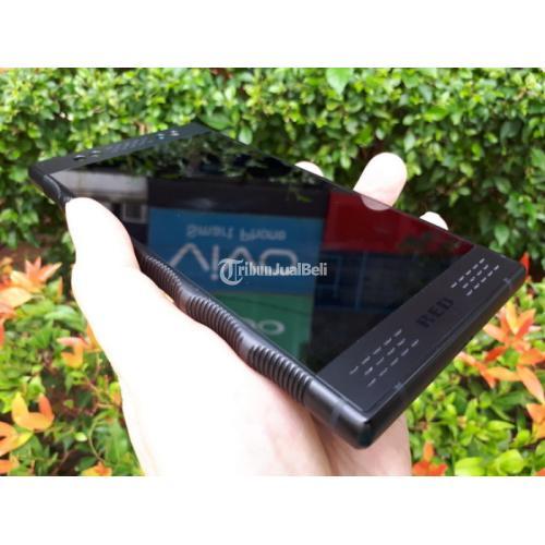 Hape RED Hydrogen One Seken 4G LTE RAM 6GB 3D Holographic Camera Video Mulus Normal - Jakarta Pusat