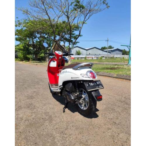 Motor Honda Scoopy Tahun 2020 Bekas Siap Pakai - Surabaya