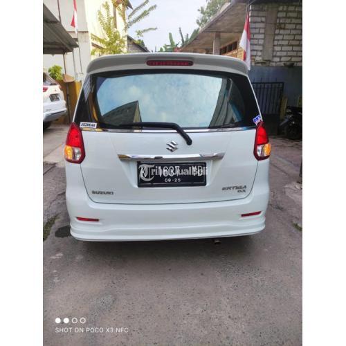 Mobil Suzuki Ertiga GX 2015 Putih Seken Normal Siap Pakai - Rembang