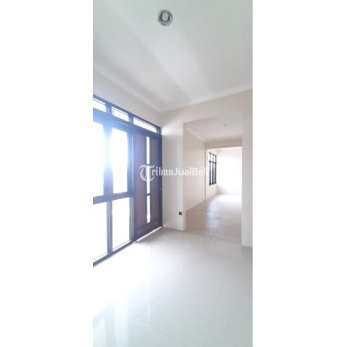 Rumah Baru 3 Lantai Minimalis di Taman Cibaduyut Indah, Bandung