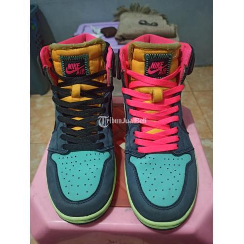 Sepatu Sneakers Air Jordan 1 High Retro Bio Hack Lengkap Fullset VNDS - Surabaya