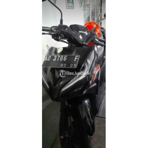 Motor Honda Vario 125 2020 Hitam Seken Surat Lengkap Siap Pakai di