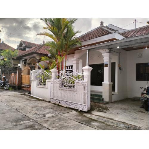 Rumah disewakan dikontrakan taman sari kerobokan dkt seminyak kunti