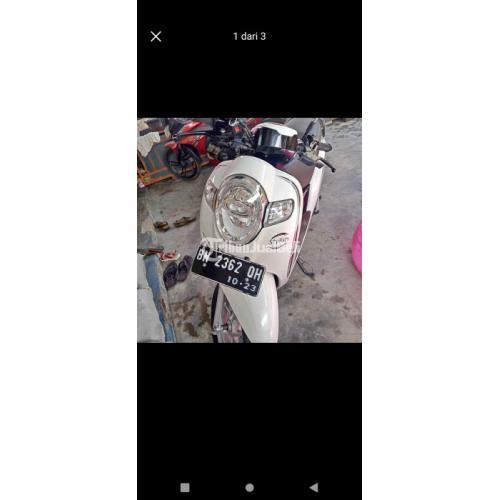Motor honda scoopy tahun 2018 bekas sangat terawat