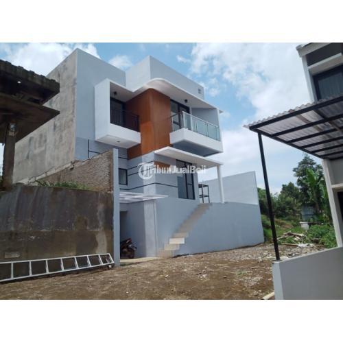 Dijual Villa Lokasi Strategis 3 Lantai Siap Huni - Bandung Barat