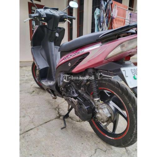 Motor Honda vario tahun 2011 sweet pinky bekas surat lengkap