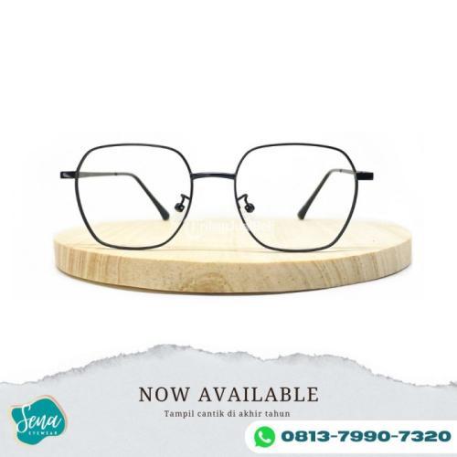 PUSAT Kacamata minus wanita