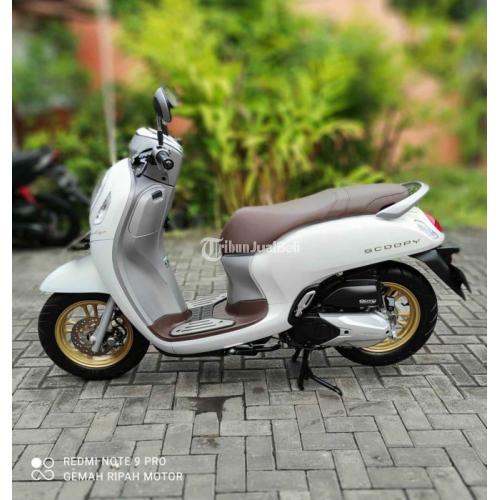 Motor Honda Scoopy Tahun 2021 Bekas Warna Putih Harga Nego Siap Pakai
