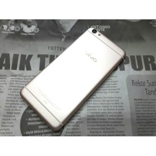 Hape Seken VIVO X7 4G LTE RAM 464 Fingerprint Baterai 3000mAh Normal Mulus - Jakarta Pusat