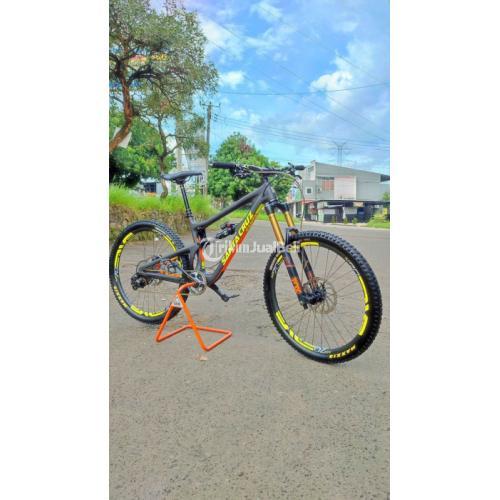 Sepeda Santa Cruz Nomad 3 CC Size M 27. 5 Bekas Normal Mulus Harga