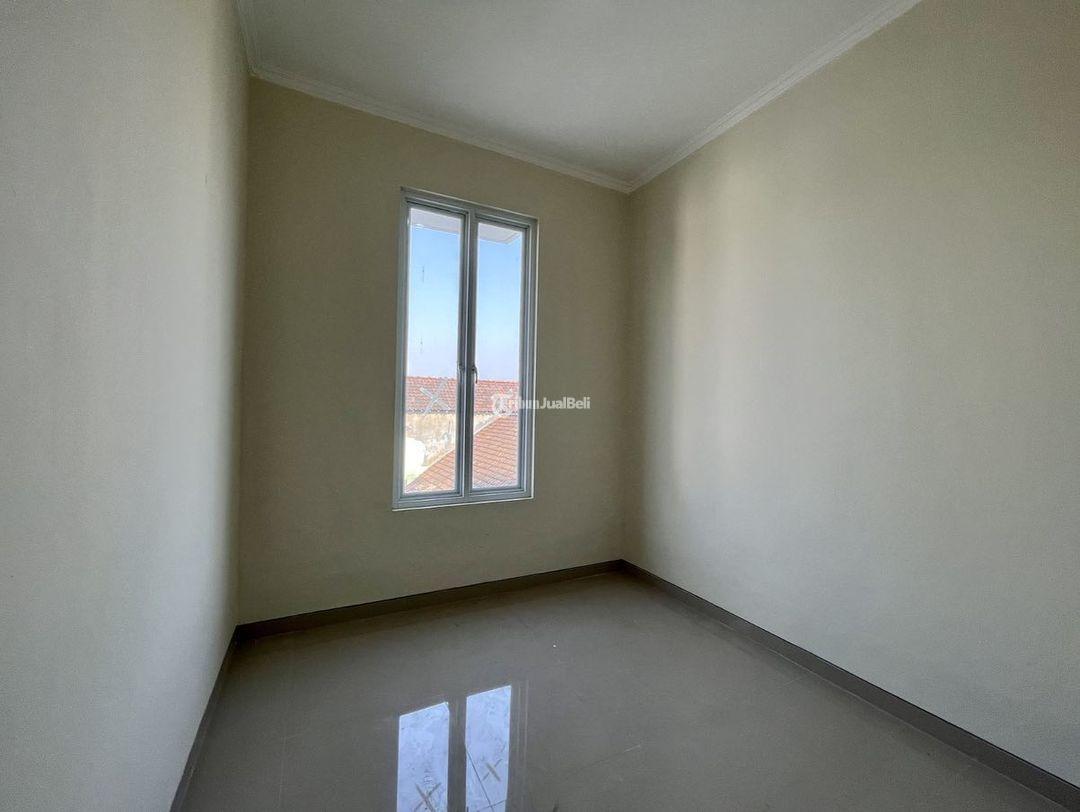 RUMAH 2 LANTAI DEKAT RING ROAD UTARA DI MAGUWOHARJO