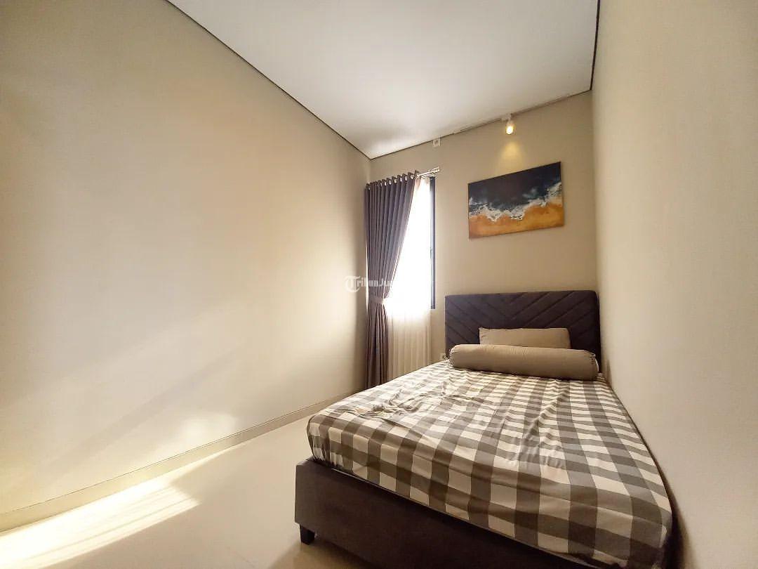 RUMAH BARU FULL FURNISH 2 LANTAI DESAIN KONTEMPORER CARPORT LUAS