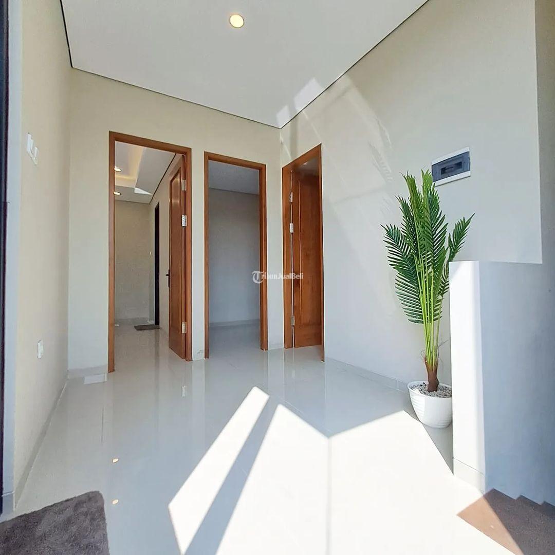 RUMAH BARU FULL FURNISH 2 LANTAI DESAIN KONTEMPORER CARPORT LUAS