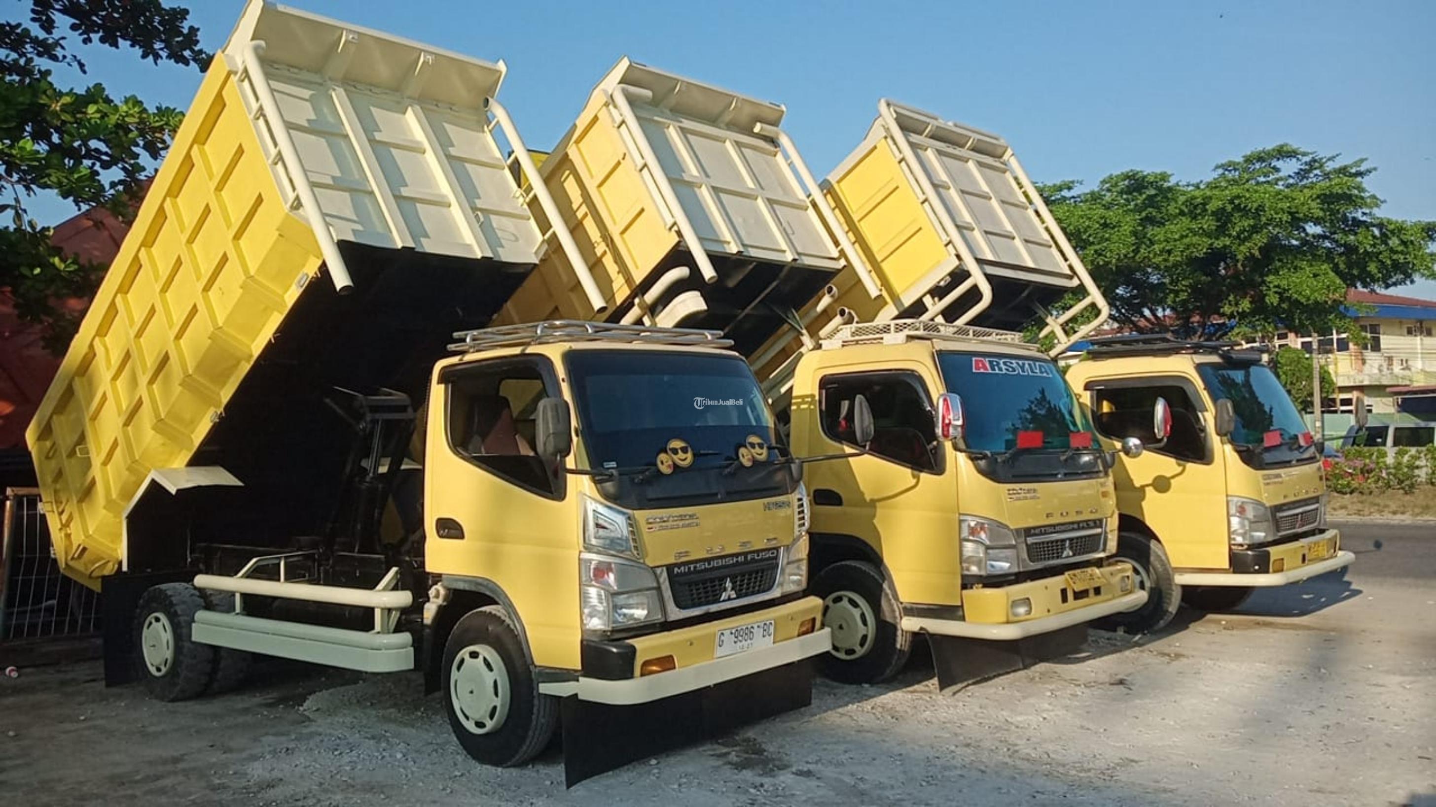 Canter 2011 Dump Truk