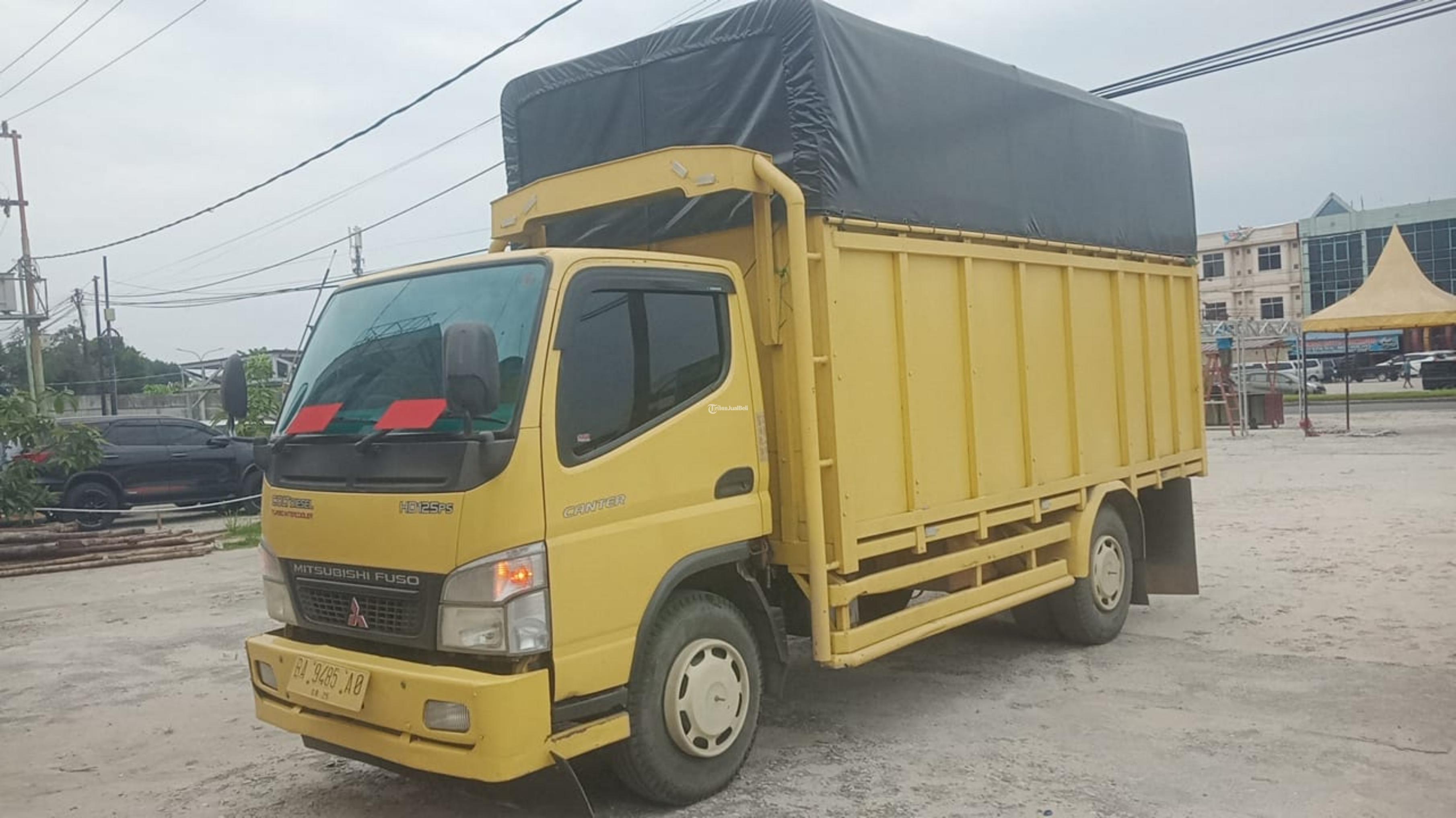 Canter 2011 Dump Truk