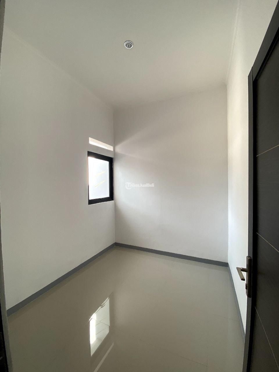 DP Hanya 10 Juta ALL IN Punya Rumah Semi Industrial dekat Tol Cileunyi