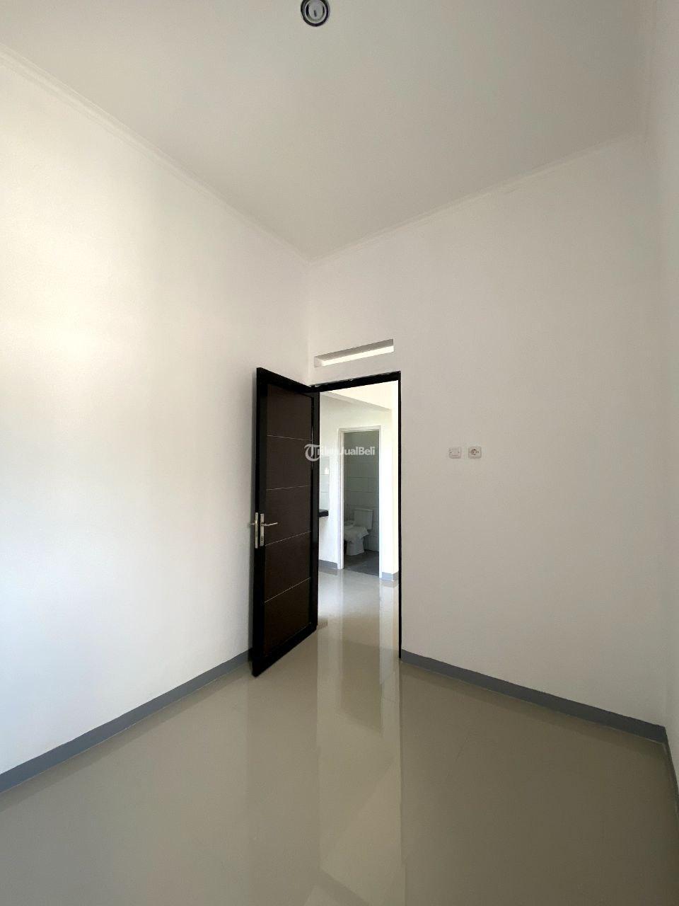 DP Hanya 10 Juta ALL IN Punya Rumah Semi Industrial dekat Tol Cileunyi