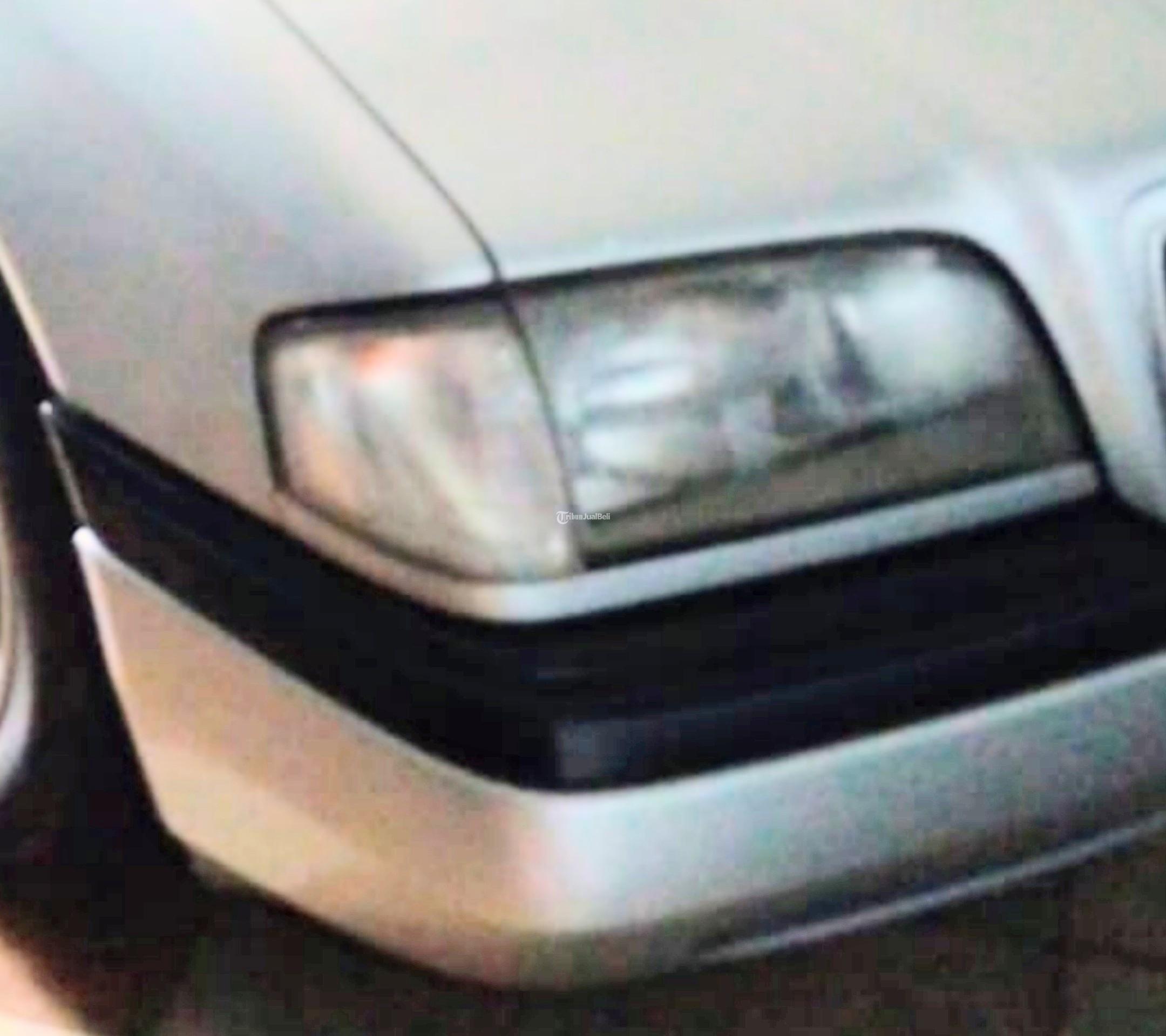 Mercedes Benz C200 tahun 1999 W202