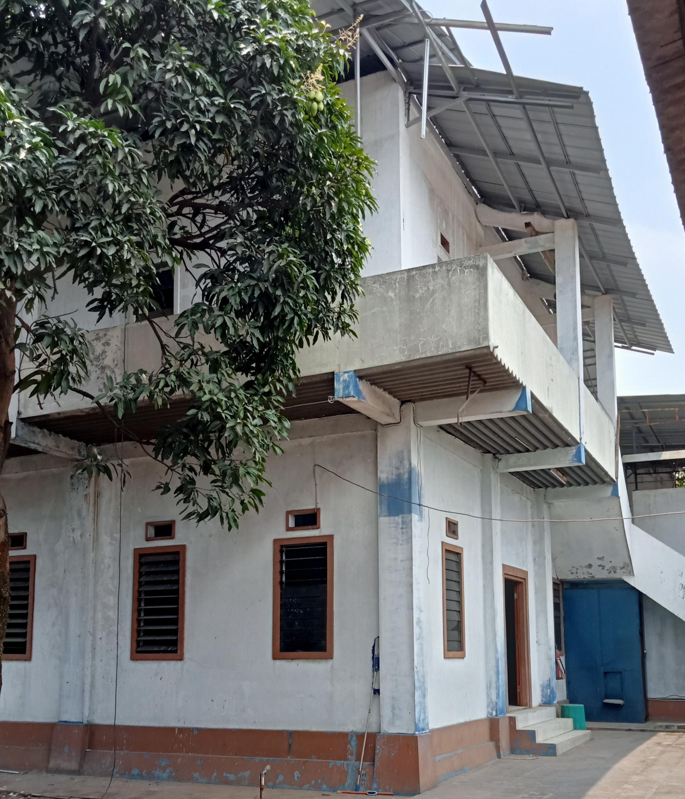 Gudang Second 1600m2 LB100m2 Dekat Akses Tol di Bantargebang - Bekasi