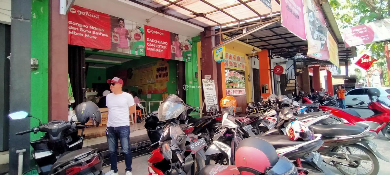 Ruko 139 Murah Samping Kampus UMS Solo Area Komersil 2 Lantai
