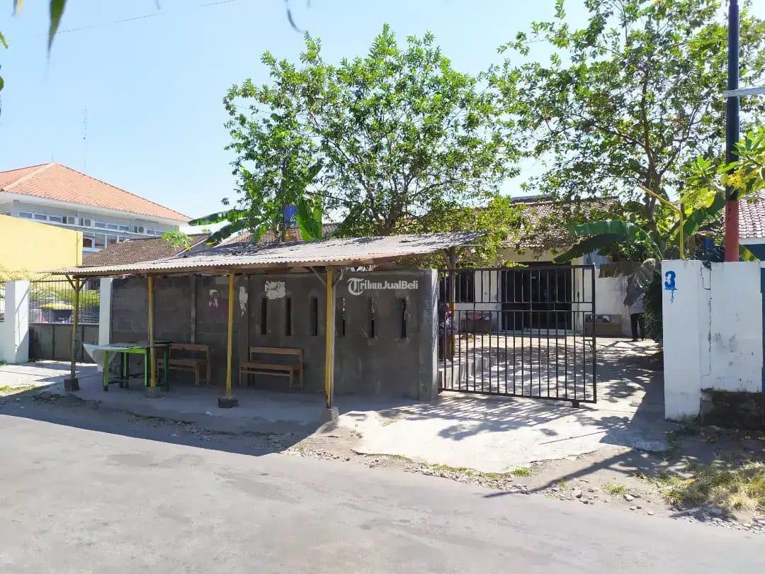 Tanah Bonus Rumah Type 36 Diatasnya Dekat Adisucipto