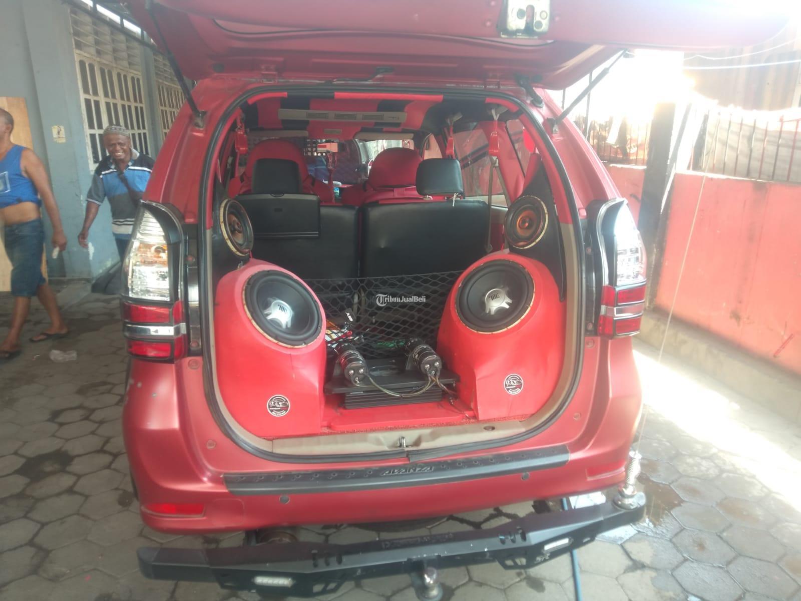 MOBIL AVANZA MERAH SIAP PAKAI MAUMERE FLORES NTT