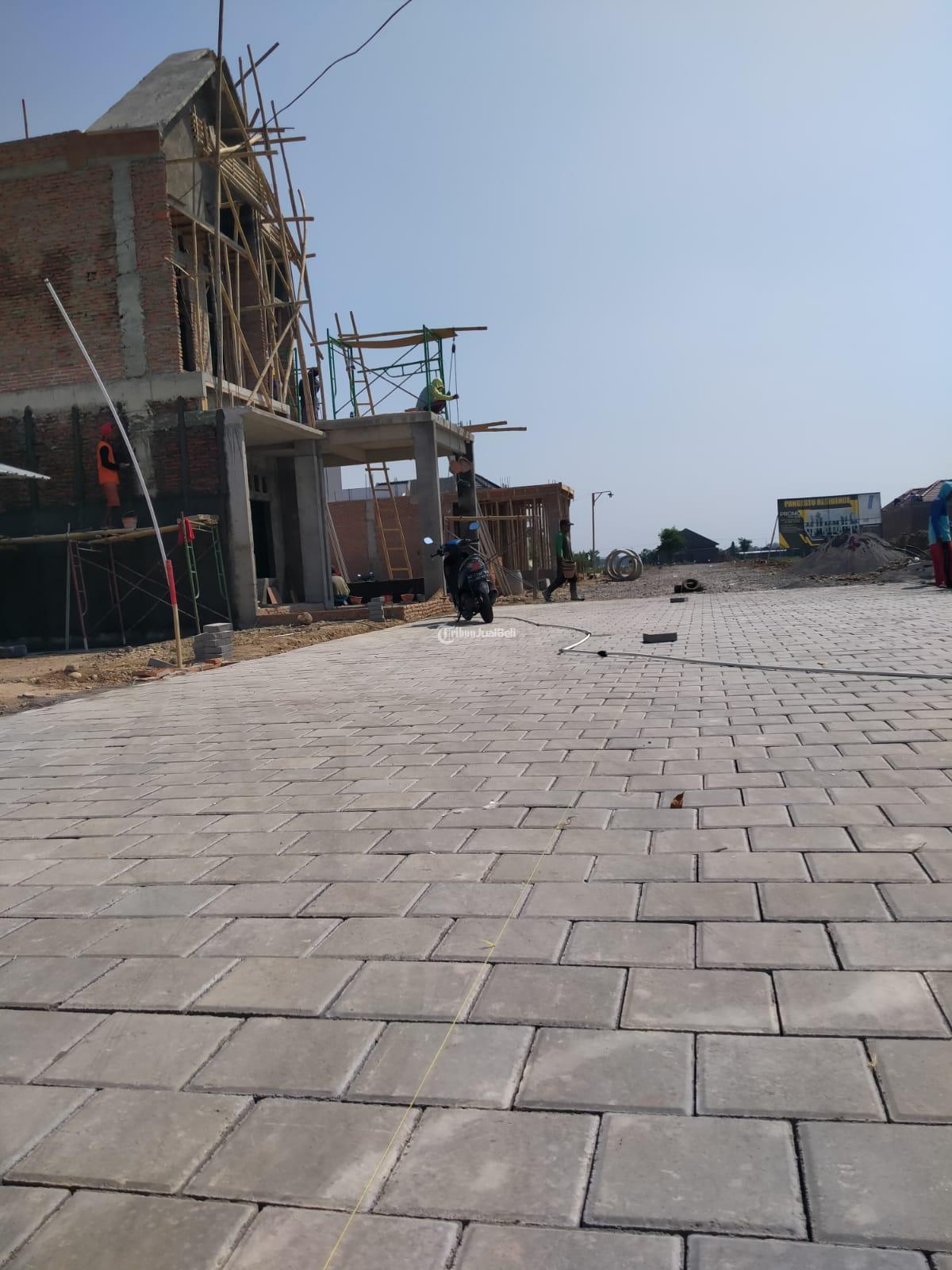 Perumahan Elite 2 Lantai di Kawasan Berkembang di Pinggir Jalan Raya Baki Gawok