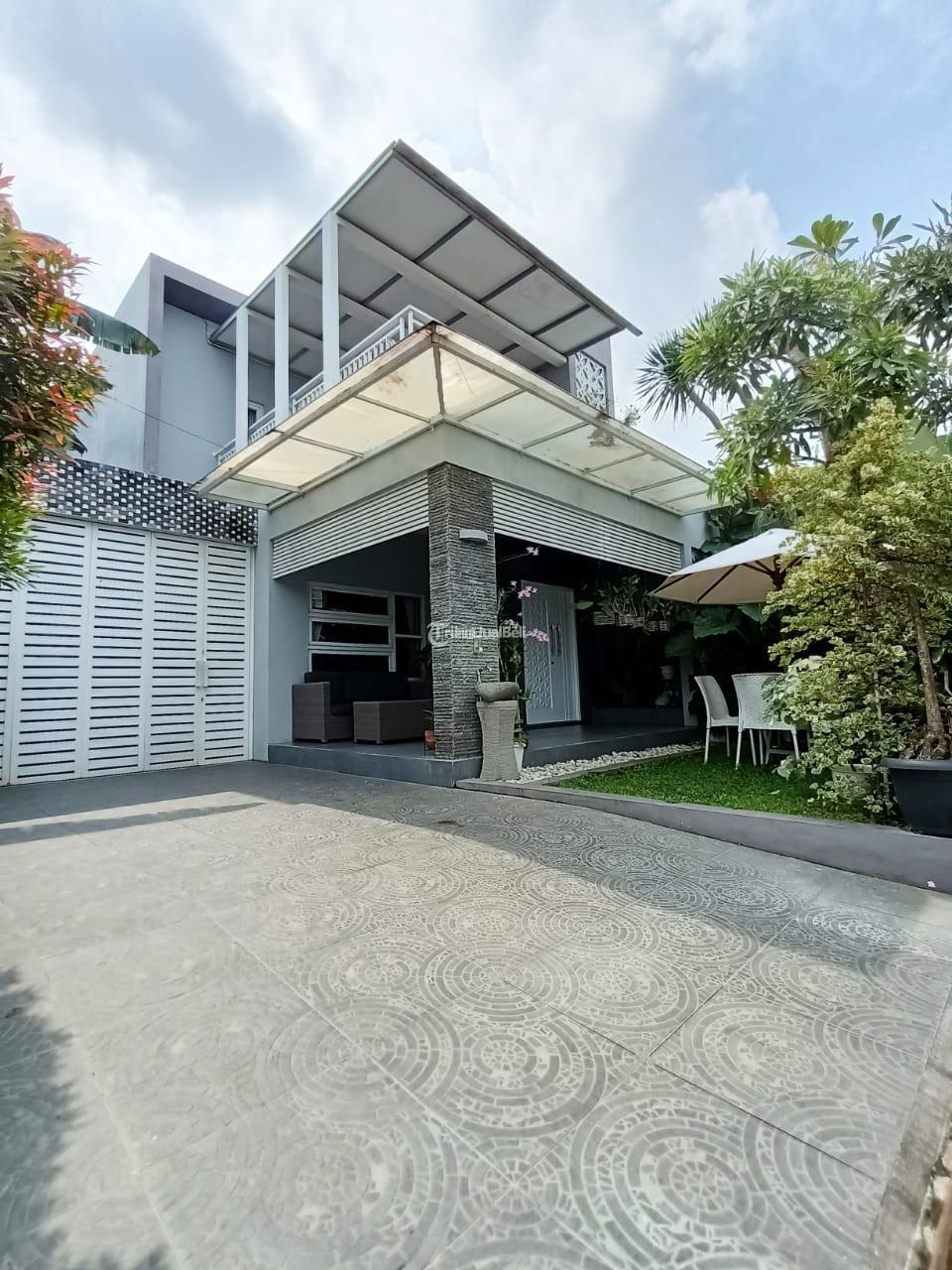Dijual Rumah LT350 LB500 4KT 4KM Mewah Cantik Di Jalan Parangtritis Dalam Ringroad - Bantul