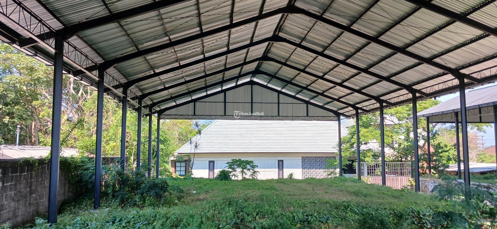 Gudangbangunan terbuka di jl By Pass Ngurah Rai Sanur Denpasar