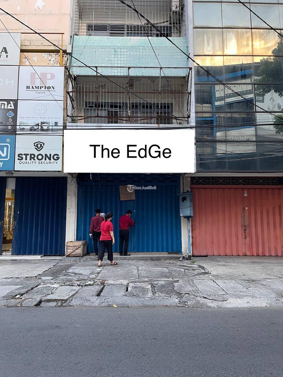 Jual Ruko Second di Raya Kinibalu Petemon Siap Pakai Dekat Dengan Akses Jalan Kota The EdGe - Surabaya