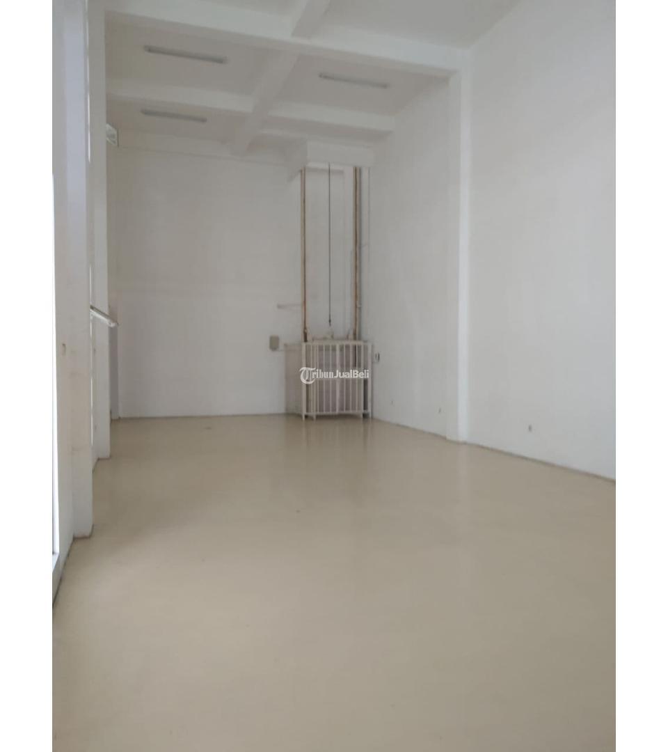 Gudang Margomulyo Grand Center Berada di Kawasan dekat Pelabuhan di Surabaya The EdGe