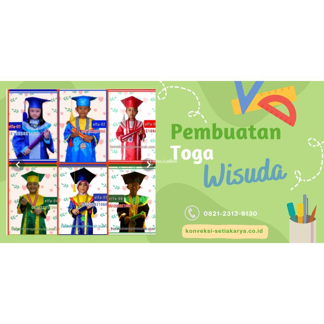 Custom Toga Wisuda