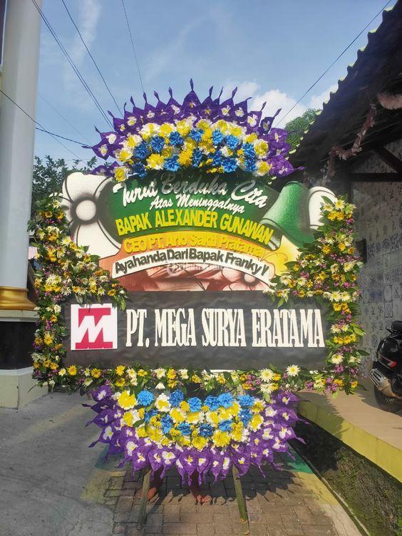 Bunga yang Merekah Karangan Bunga Segar dan Cantik Siap Antarkan Jember