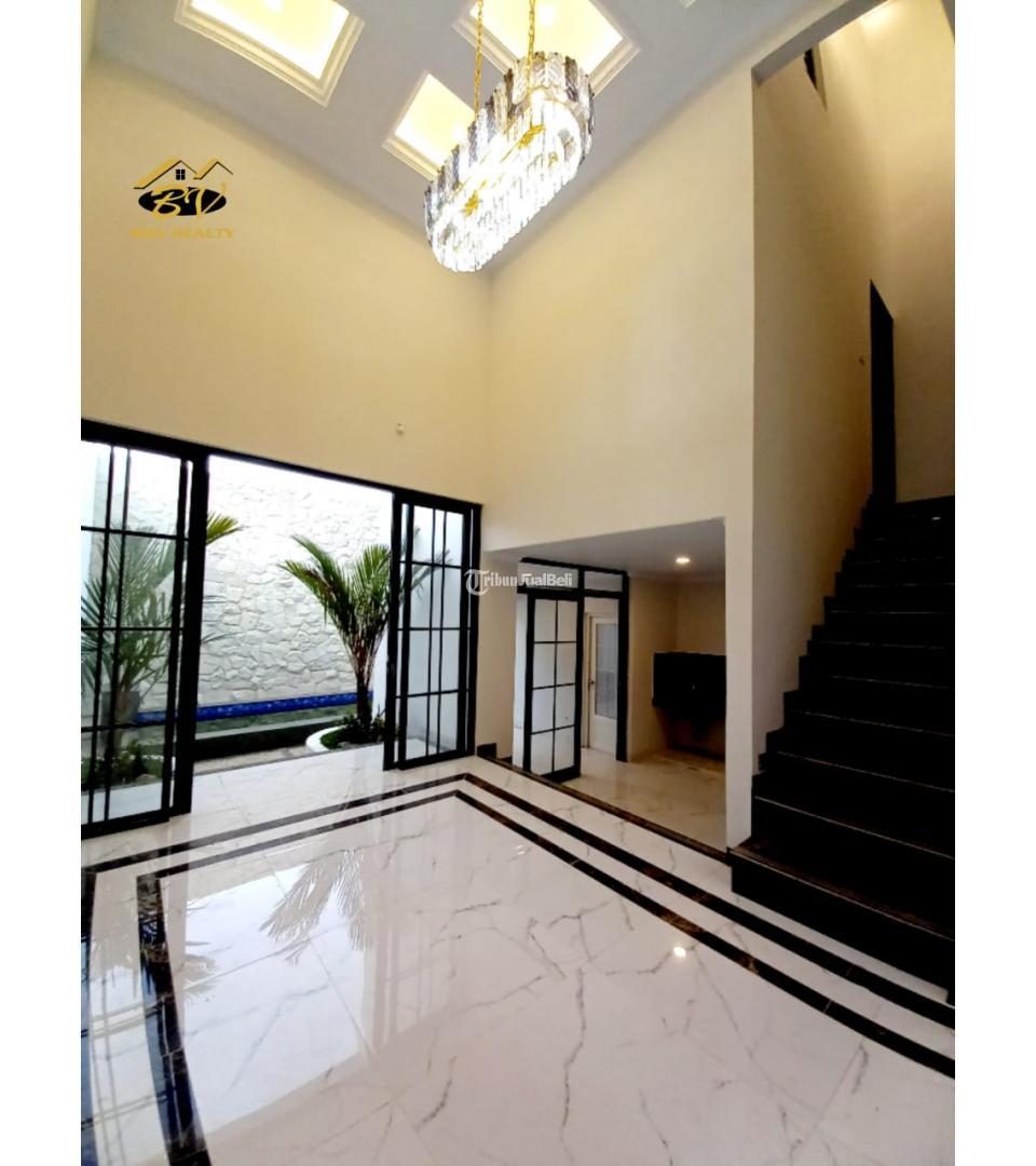 Dijual Rumah Hunian Classic Modern 3 Lantai LT165 LB250 ada Kolam Renang di Jagakarsa Ragunan - Jakarta Selatan