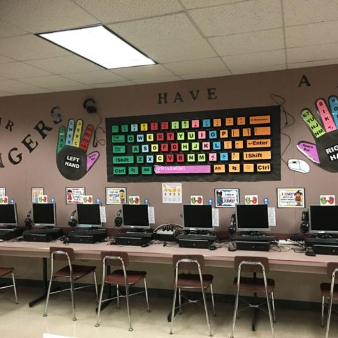 Wallpaper Ruang Laboratorium Komputer di Malang Kota - Tribun JualBeli