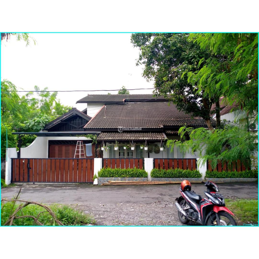 Rumah Lokasi Bagus Dekat Pasar Kolombo Strategis