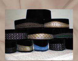 Grosir Peci Kopiah Songkok Luwu Timur  Unik dan Menarik