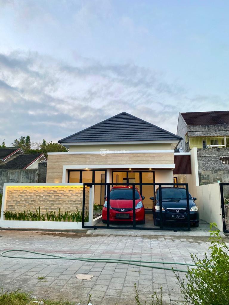 RUMAH MURAH DESAIN MEWAH DEKAT JALAN RAYA BESI JANGKANG