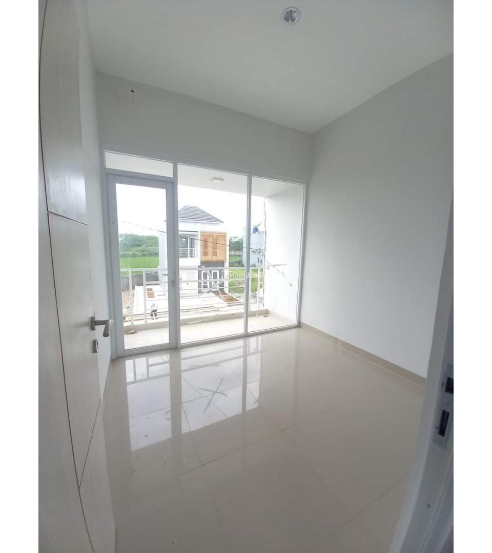 Dijual Rumah Tipe 70/163 3KT 2KM Lokasi Strategis Harga Terjangkau - Karawang