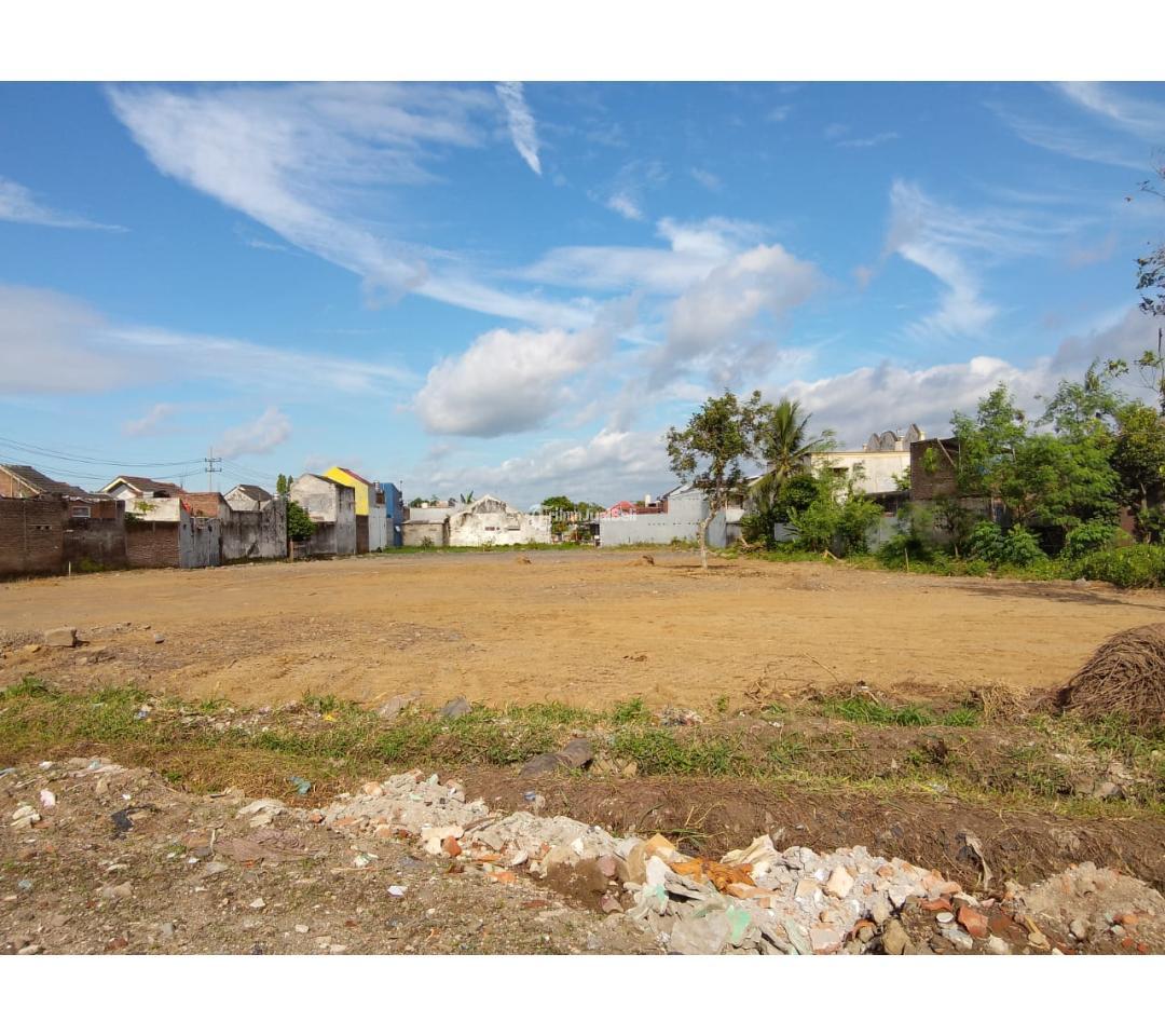 LAHAN DEKAT SMAN 3 JEMBER BISA DICICIL