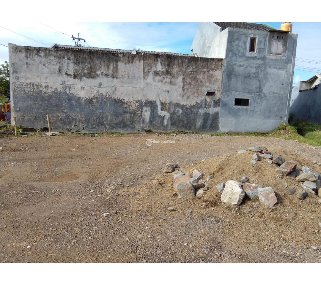 LAHAN DEKAT SMAN 3 JEMBER BISA DICICIL