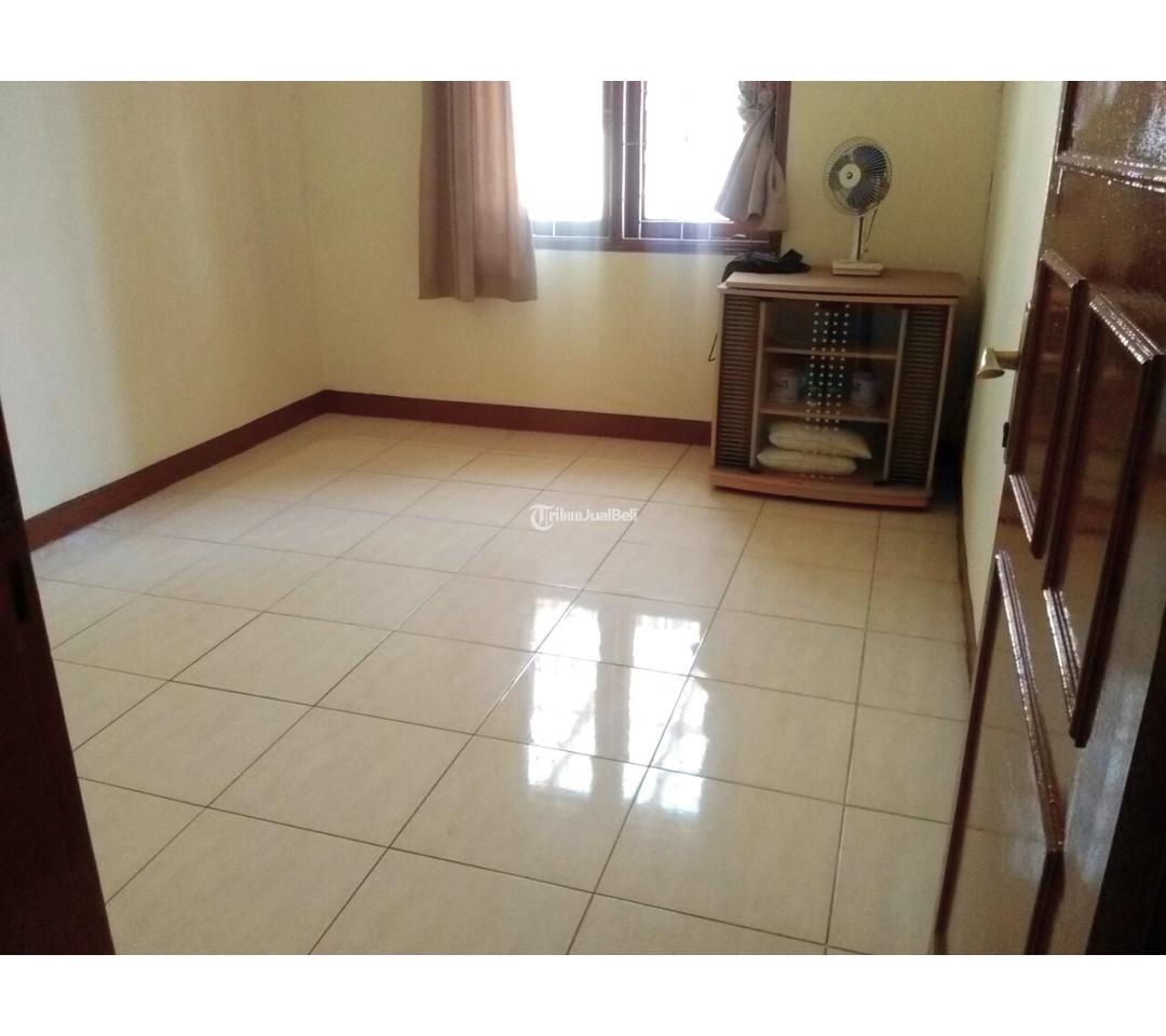 Rumah Kondisi Tersewa Cluster Bulevar Hijau Harapan Indah LT160 LB120 Bekasi Jawa Barat