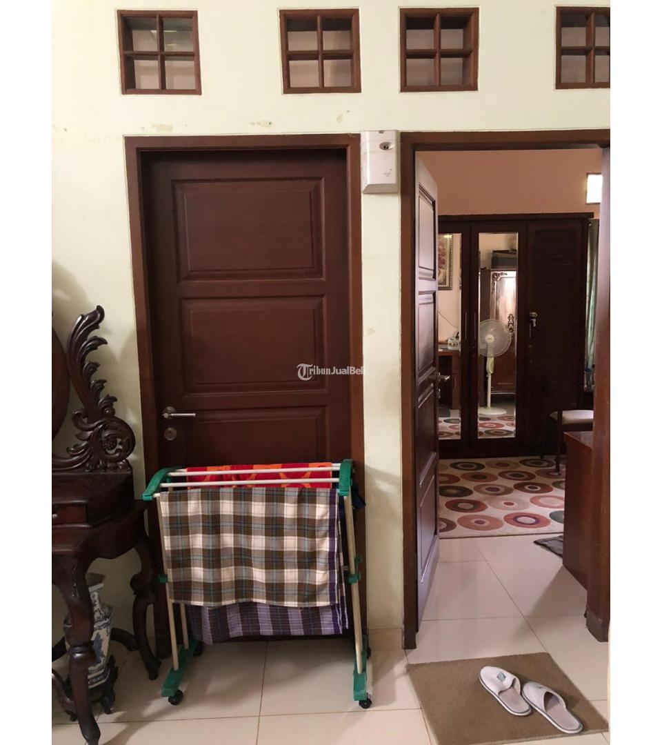 Dijual Rumah Lokasi Strategis Jakarta Selatan Jl H Samali Ujung Pejaten LT172 LB150 - Jakarta Selatan