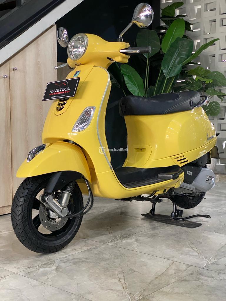 Motor Vespa LX 125 Tahun 2018 Seperti Baru Full Paper Siap Pakai Malang Kota