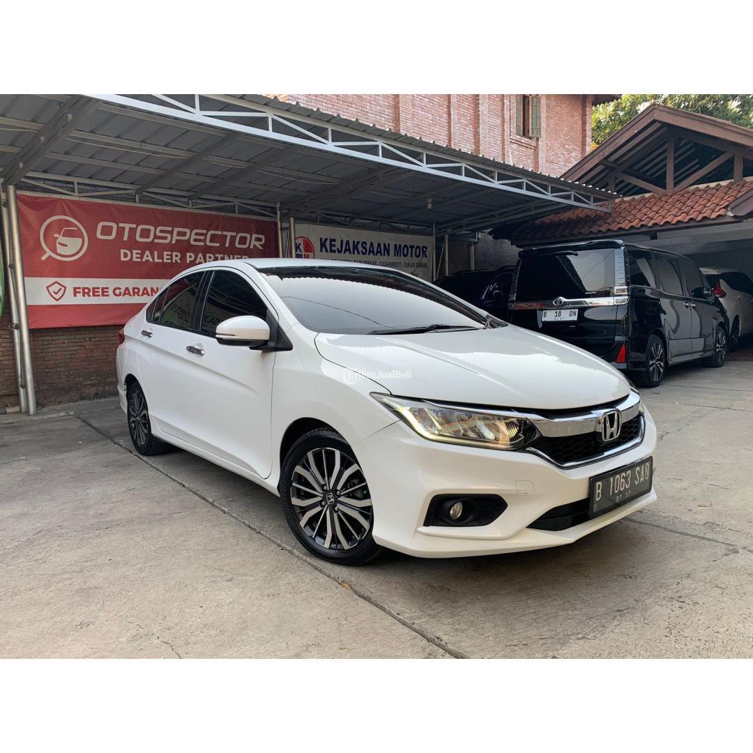 Honda City E 15cc Facelift Automatic 2017 Warna Putih Mobil Terawat