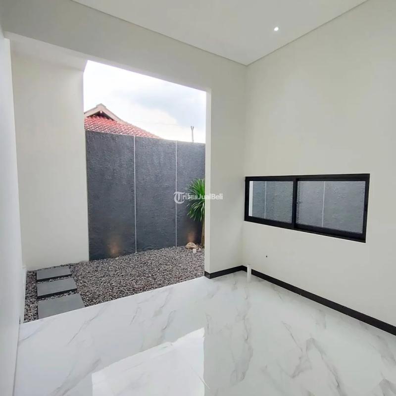 RUMAH CANTIK DESIGN MODERN DEKAT KOPI KLOTOK DI NGAGLIK