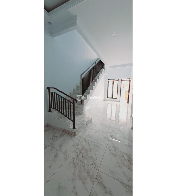 Rumah Baru 2 Lantai Dalam Cluster Gloden City Dekat Sumarecon Bekasi